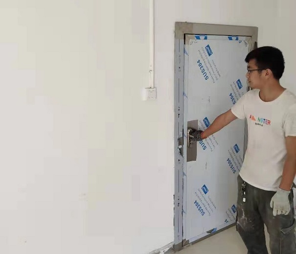 防辐射门安装图